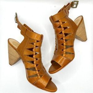 Vince Camuto Elika Brown Leather Buckle Stacked Heel Gladiator Sandal Size 8.5M‎